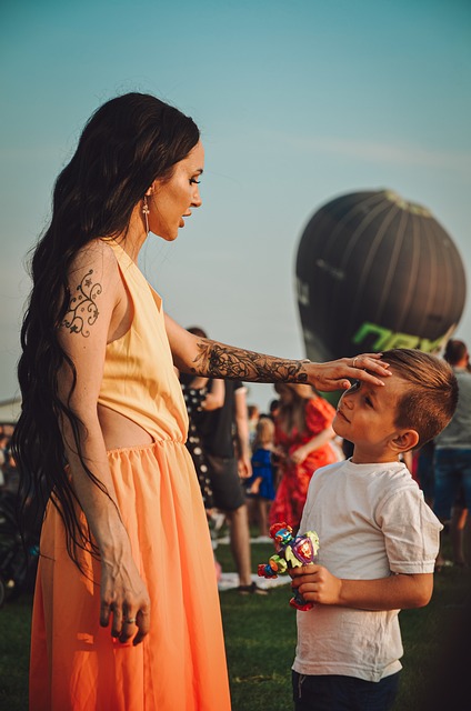 他们不仅仅 他们不仅仅